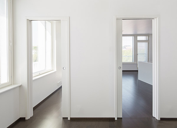 ECLISSE sliding pocket door system